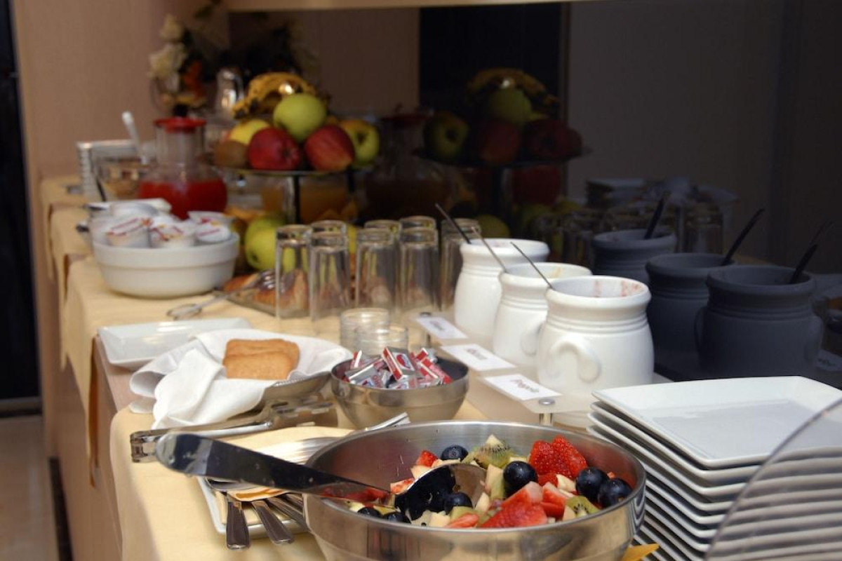 Groane Hotel Residence