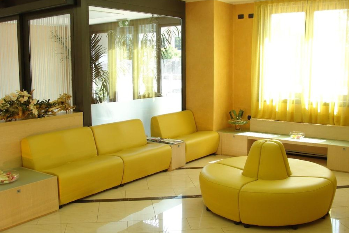 Groane Hotel Residence
