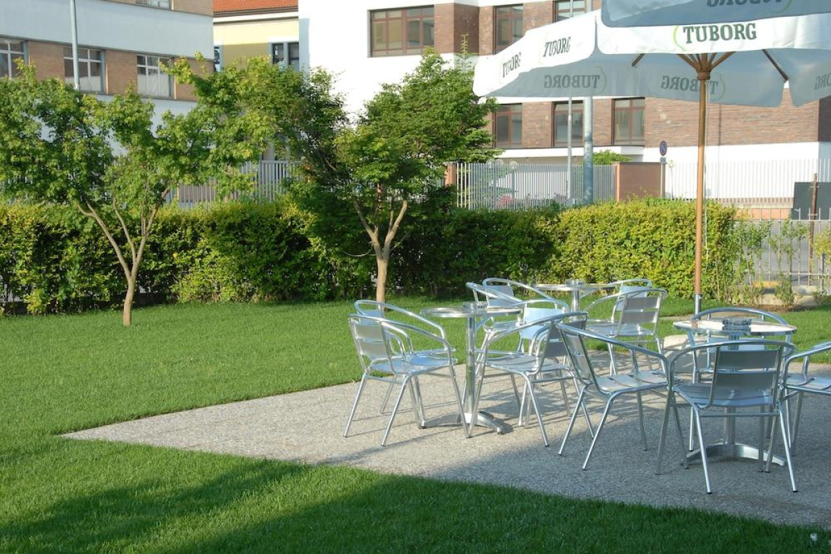 Groane Hotel Residence