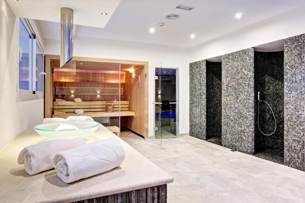 Grupotel Ibiza Beach Resort - Adults Only