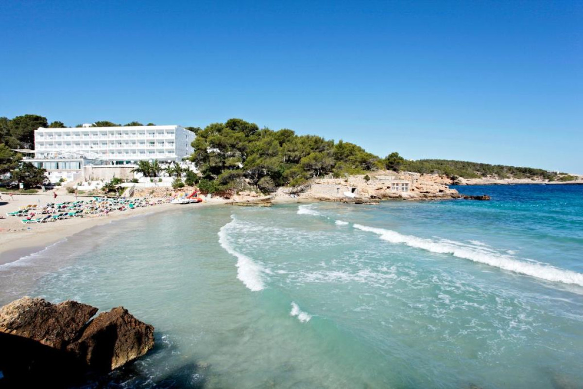 Grupotel Ibiza Beach Resort - Adults Only