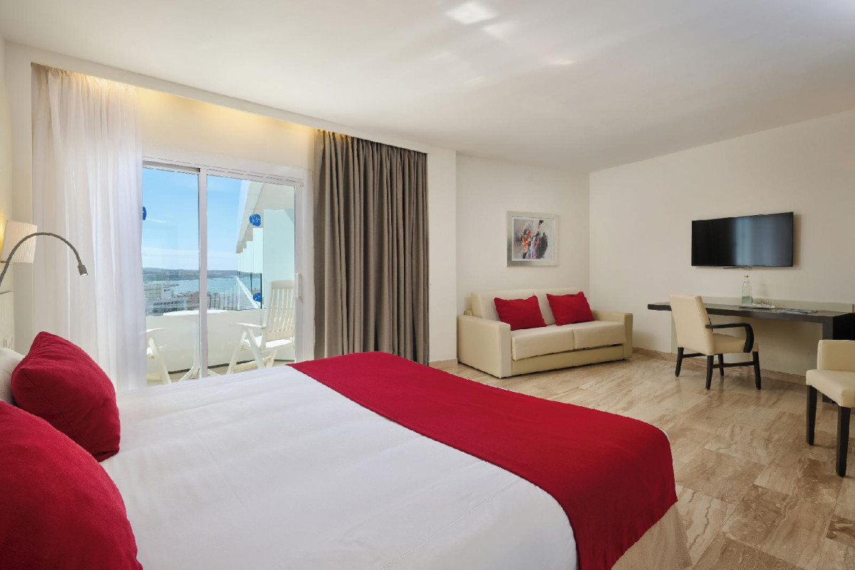 GRUPOTEL TAURUS PARK
