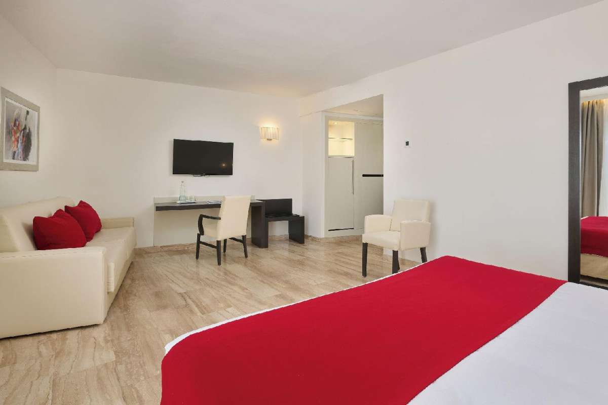 GRUPOTEL TAURUS PARK