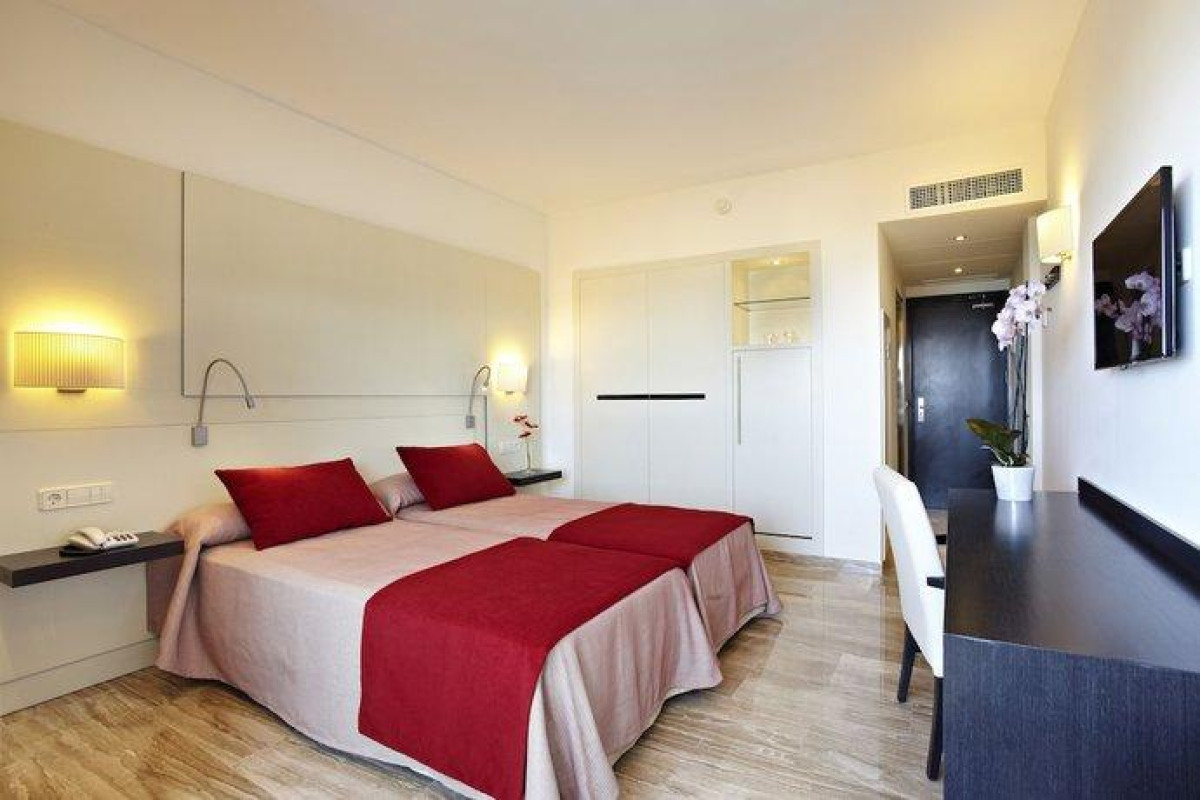 GRUPOTEL TAURUS PARK