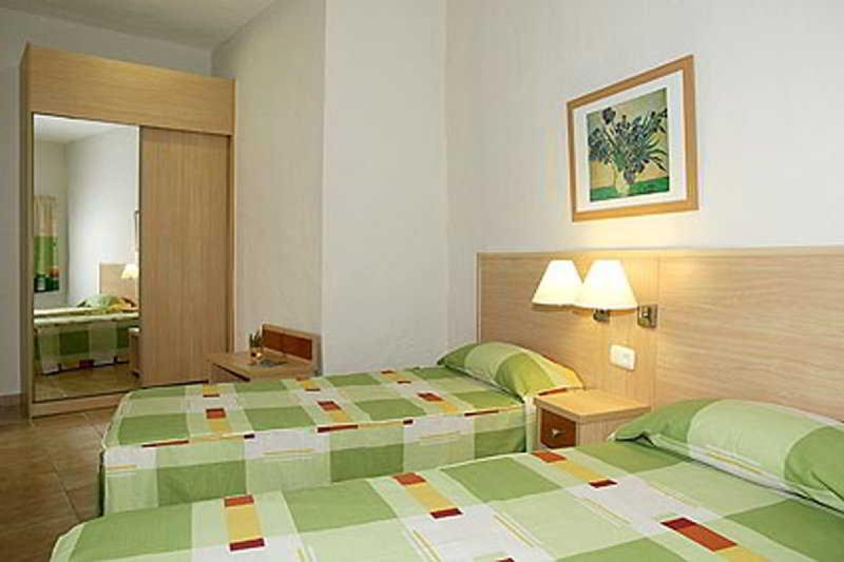 Grupotel Tres Vidas