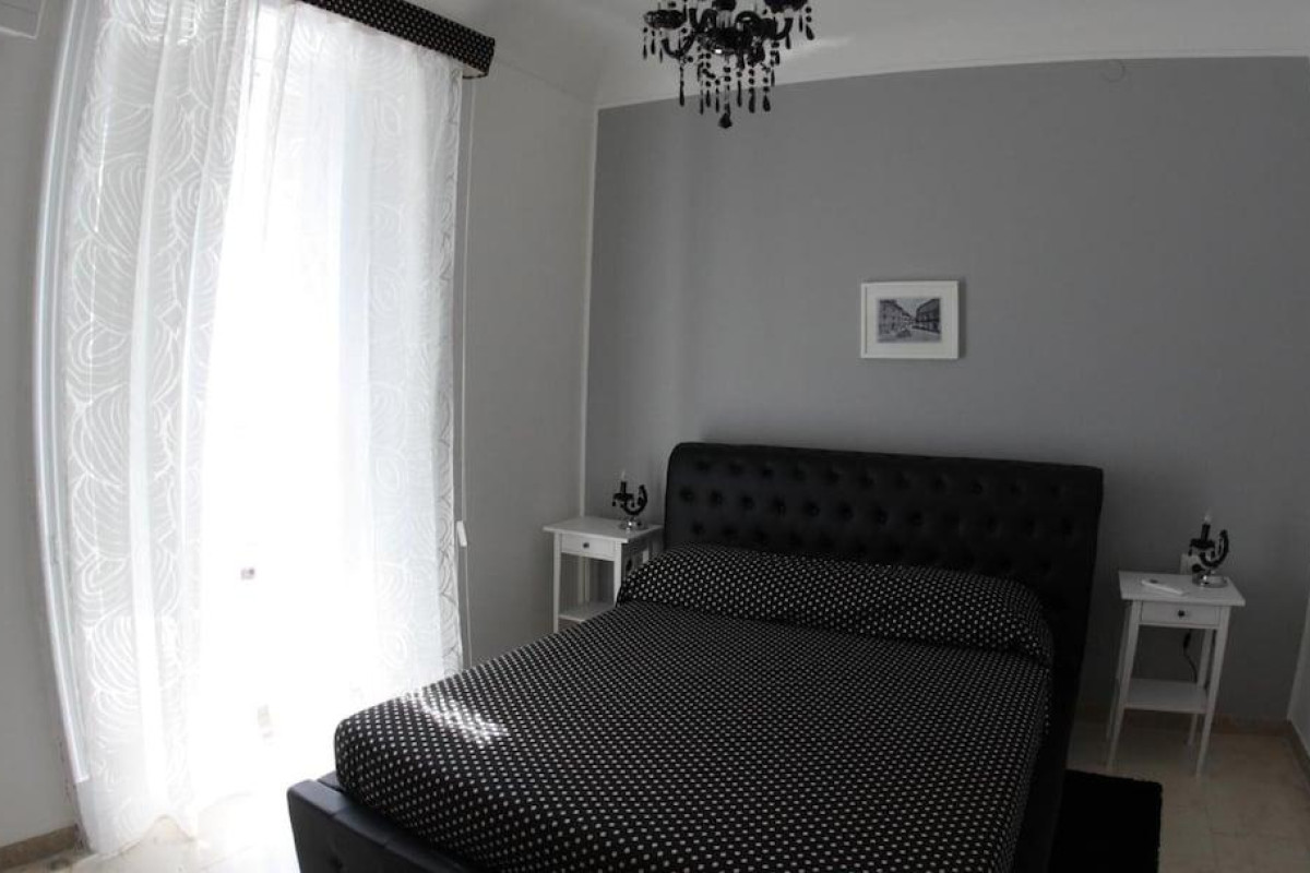 Gualtiero Camere E Suite