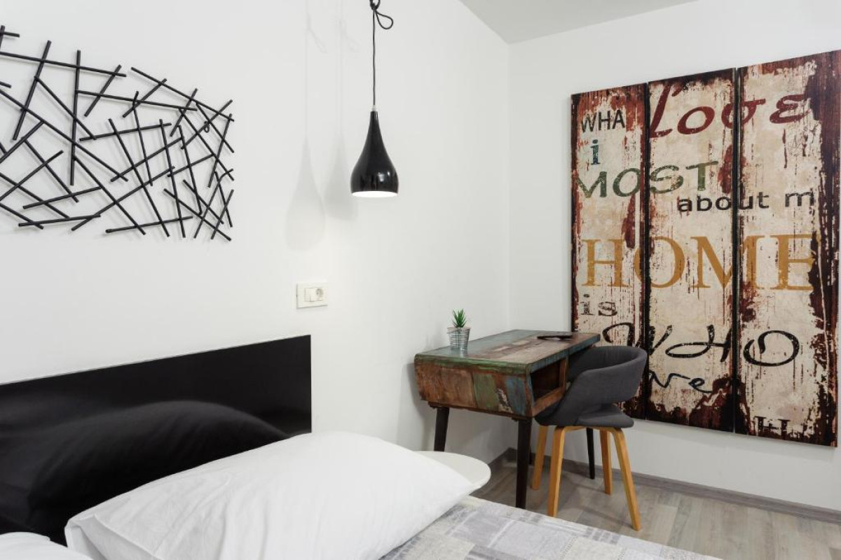GUEST HOUSE TEATRIN SPLIT