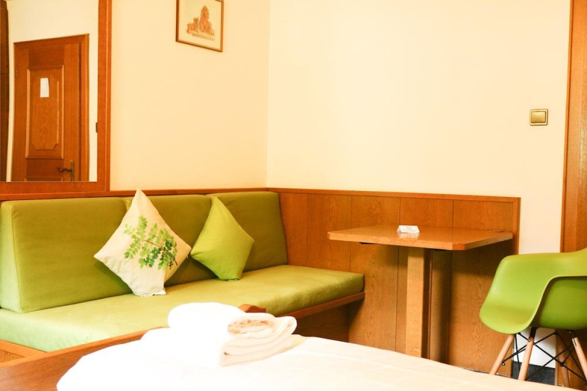 Guesthouse Pension Grafenstein