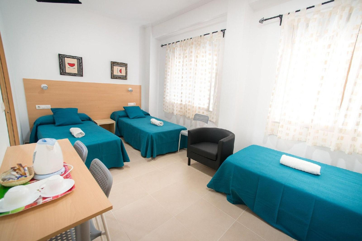 Habitaciones Mitre Paterna