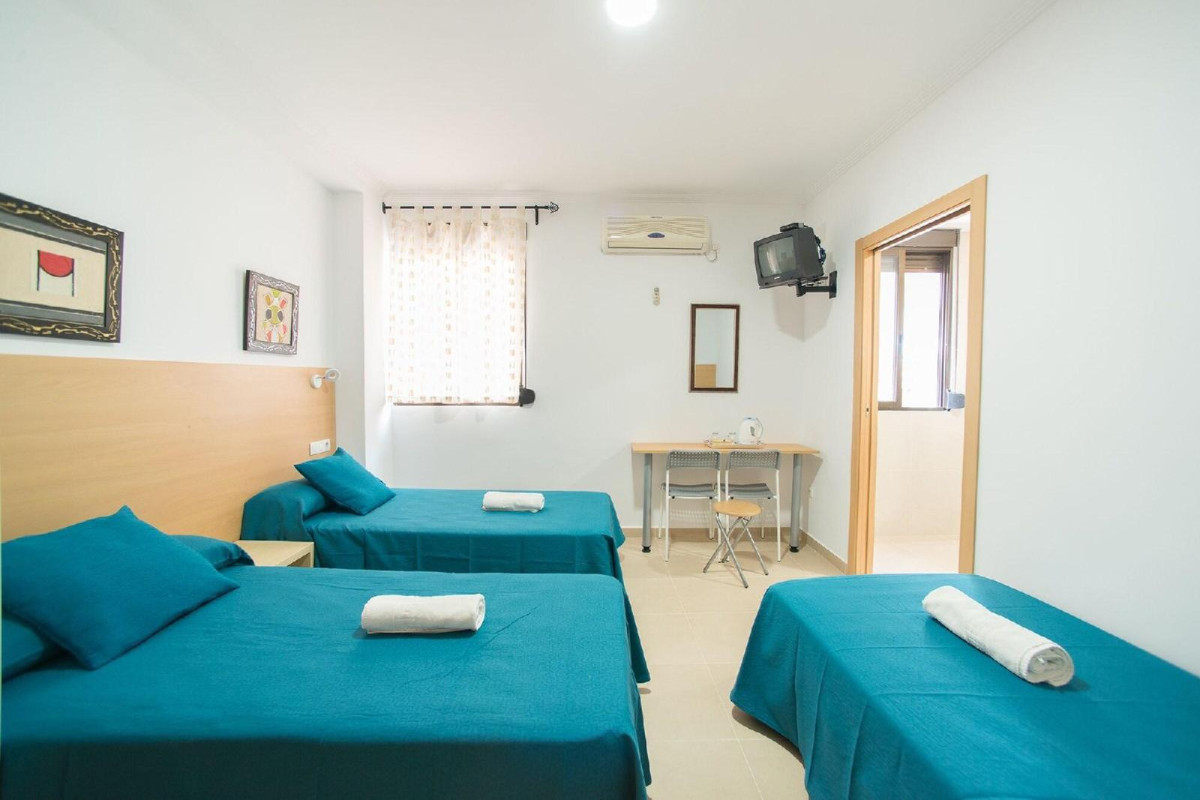 Habitaciones Mitre Paterna