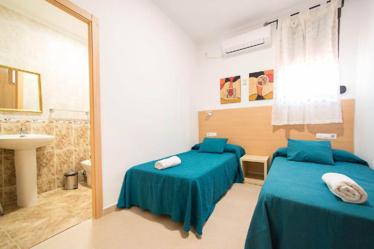 Habitaciones Mitre Paterna