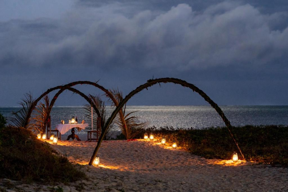 Hakuna Majiwe Beach Lodge