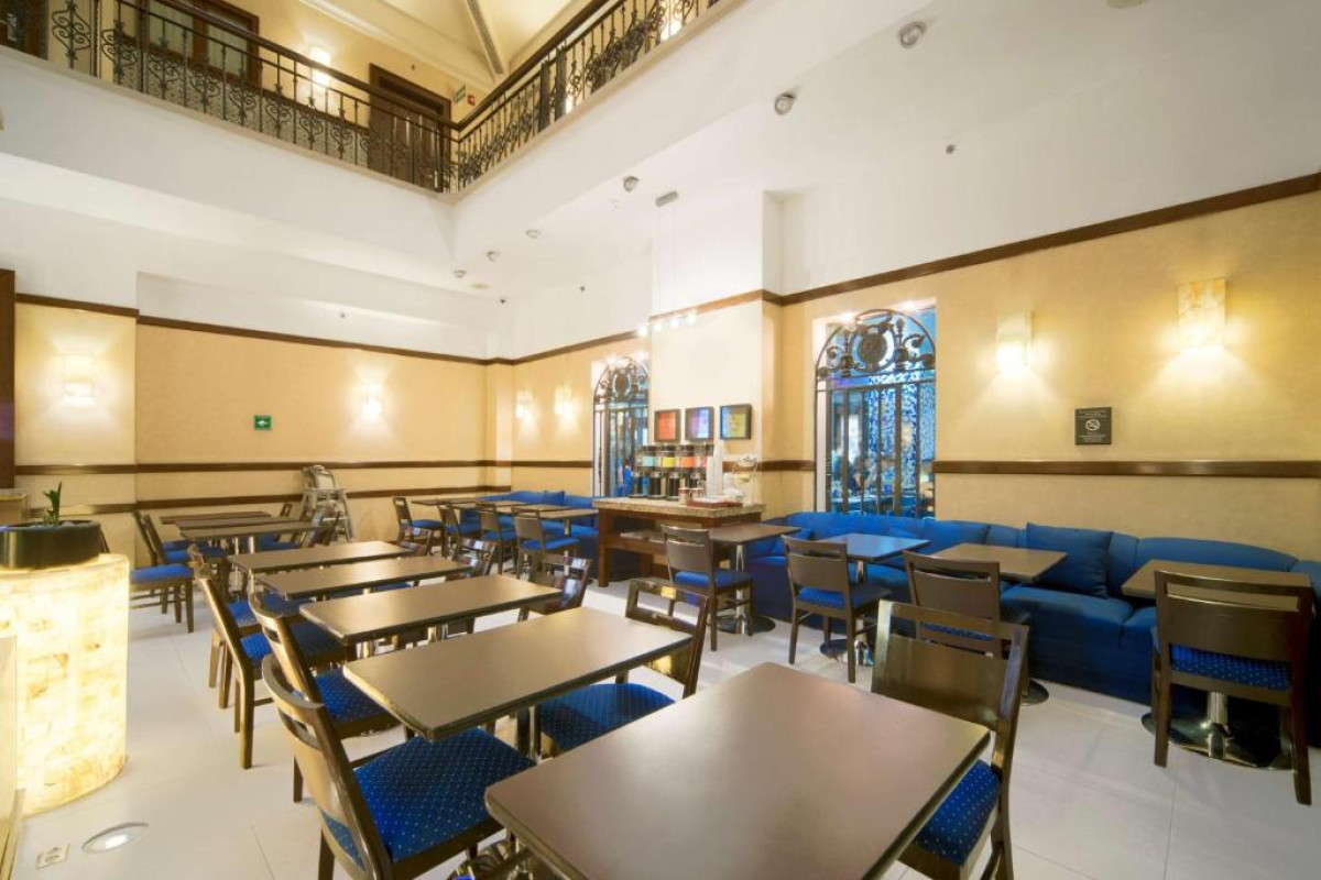 Hampton Inn & Suites Mexico City