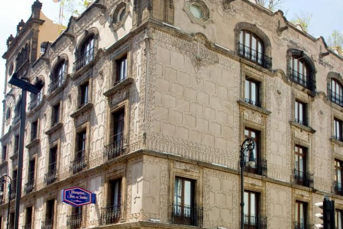 Hampton Inn & Suites Mexico City