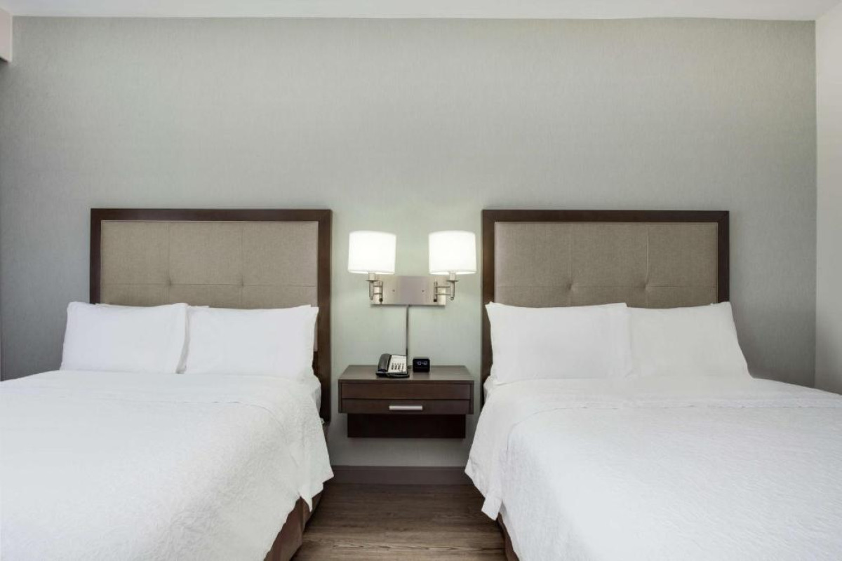 Hampton Inn & Suites Miami Wynwood Design District