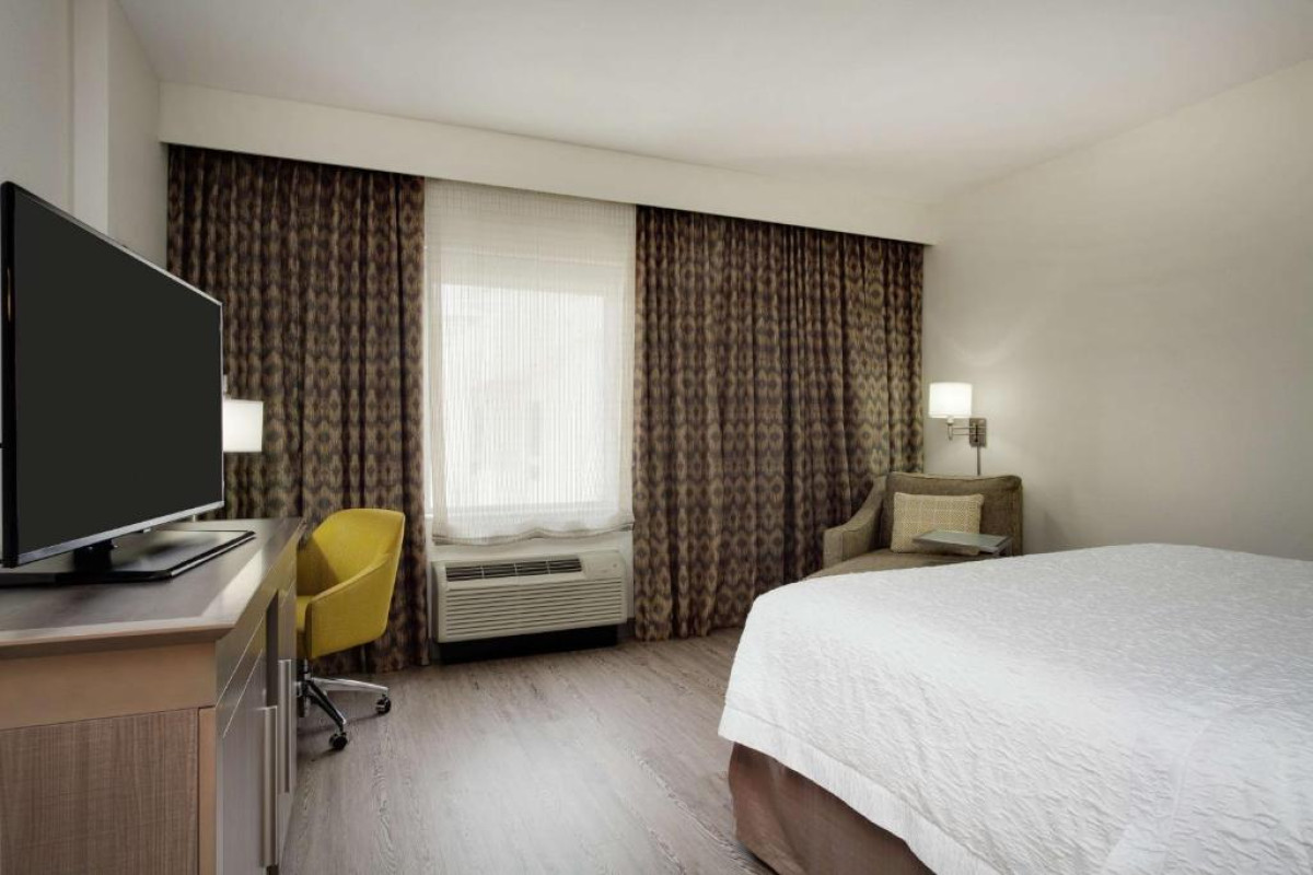 Hampton Inn & Suites Miami Wynwood Design District