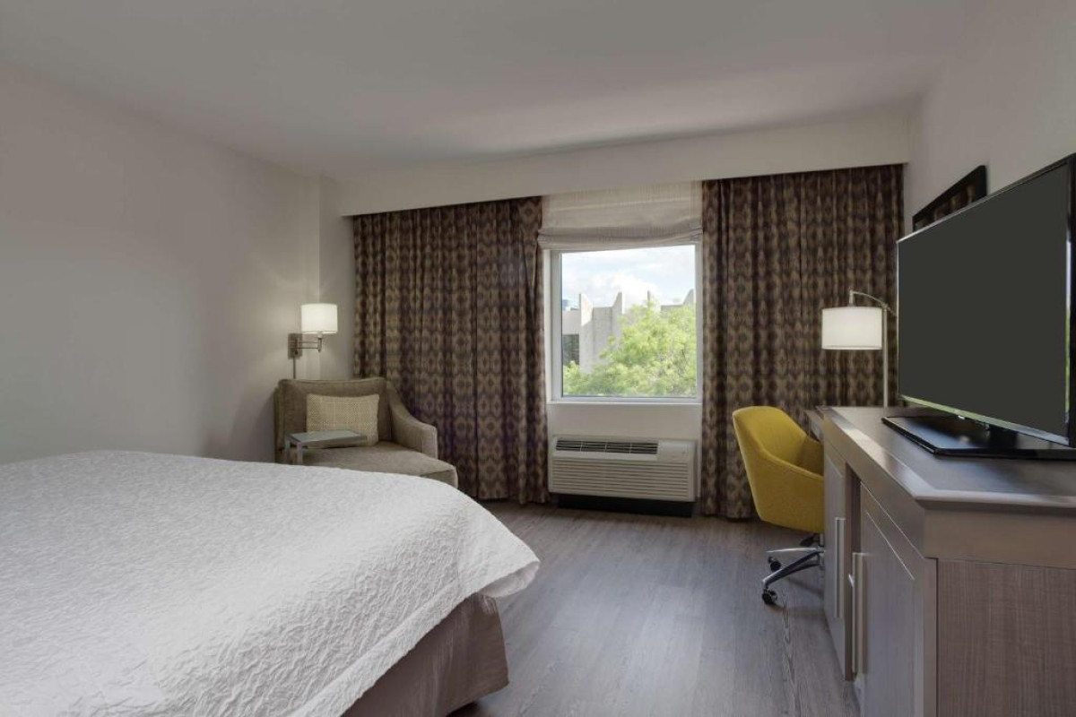 Hampton Inn & Suites Miami Wynwood Design District