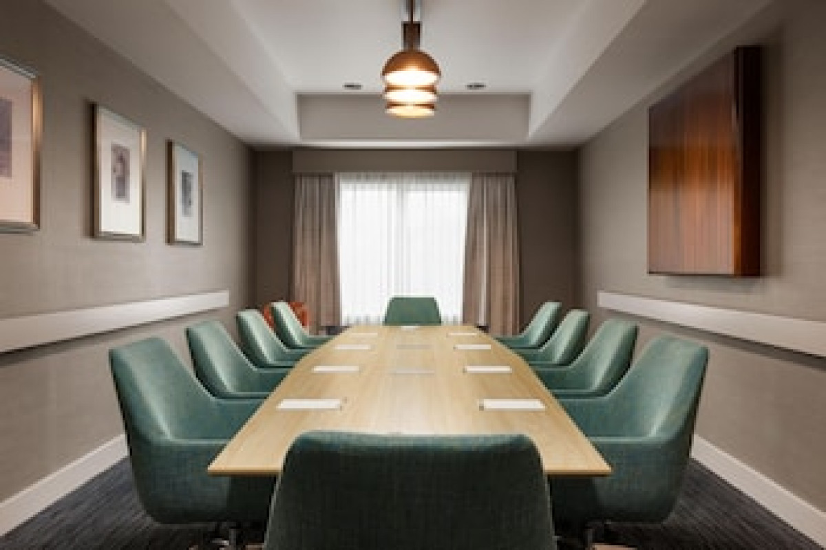 HAMPTON INN & SUITES SACRAMENTO-AIRPORT-NATOMAS