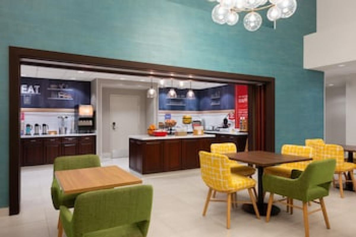 HAMPTON INN & SUITES SACRAMENTO-AIRPORT-NATOMAS