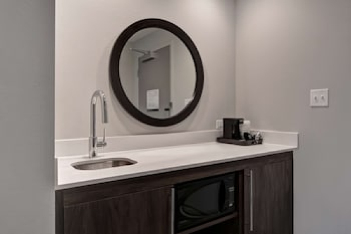 HAMPTON INN & SUITES TAMPA RIVERVIEW BRANDON