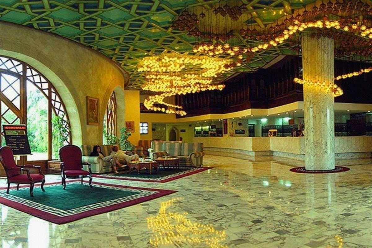HANNIBAL PALACE