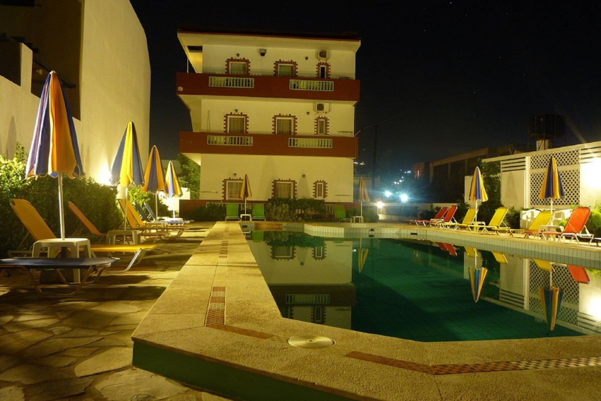 Haris Apartments Kokkini Hani