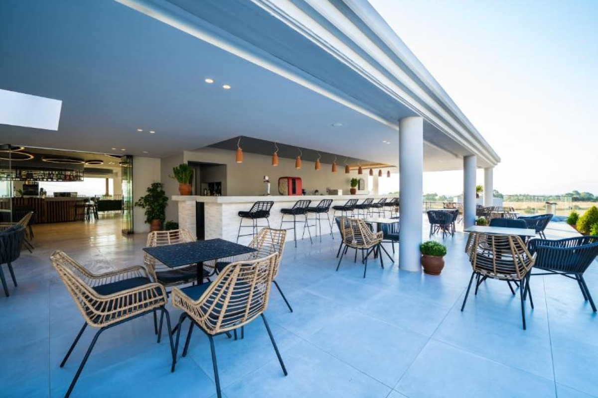 Harmony Crest Resort & Spa