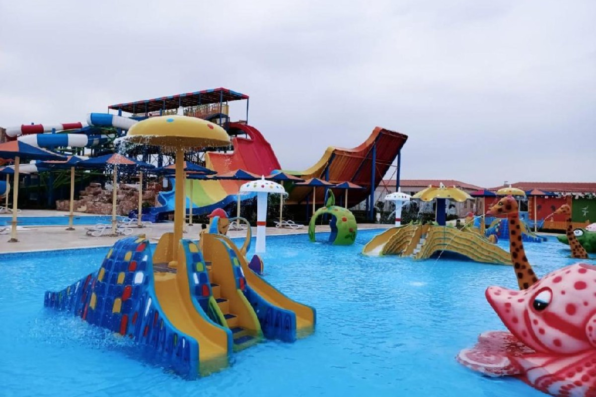 HAWAII PARADISE AQUA PARK RESORT