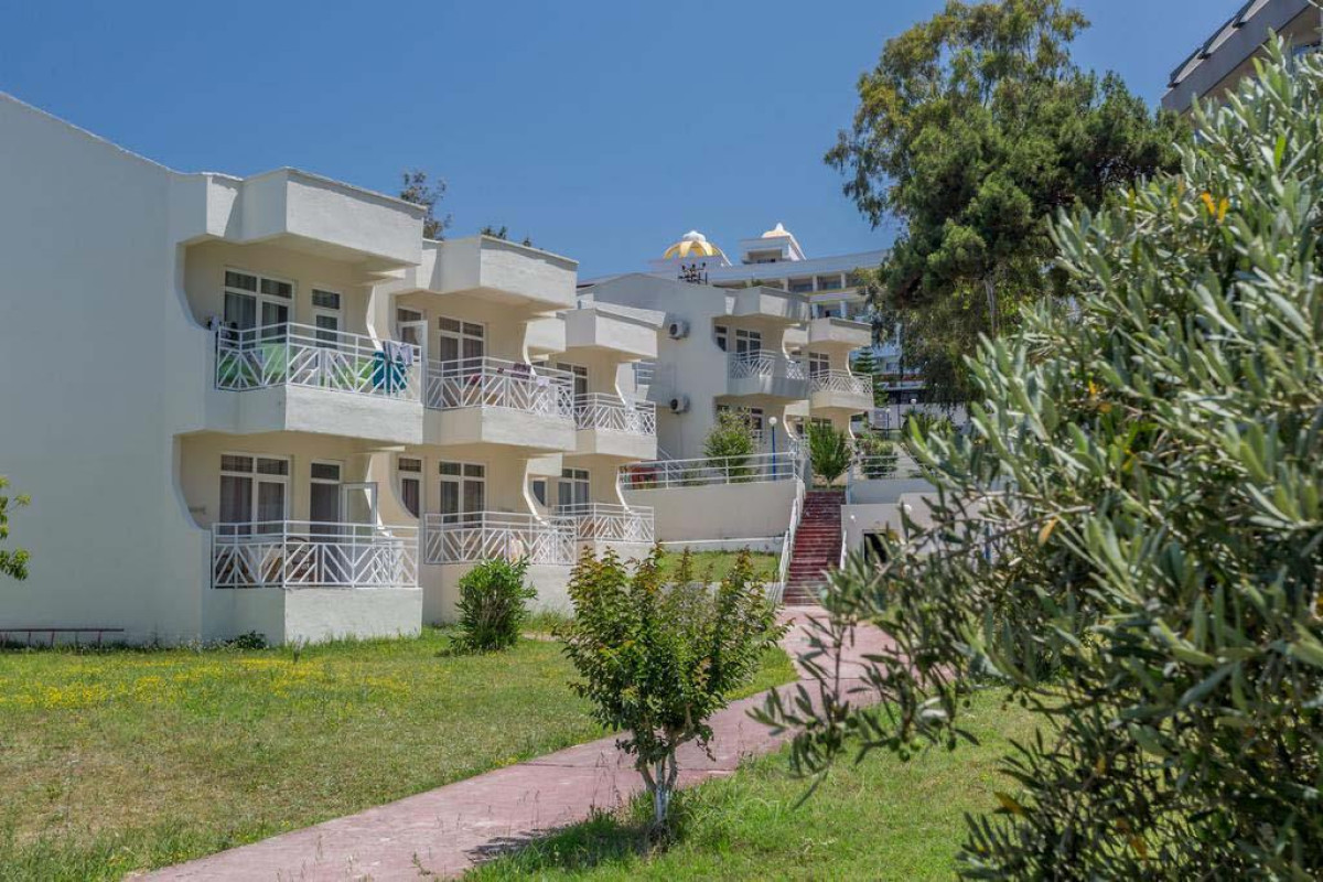 Heaven Beach Apart