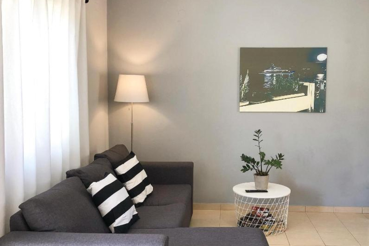 HELIANTHUS APARTMENTS