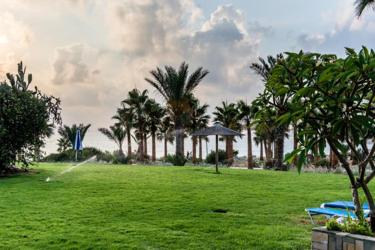 Helios Bay Hotel Apartments