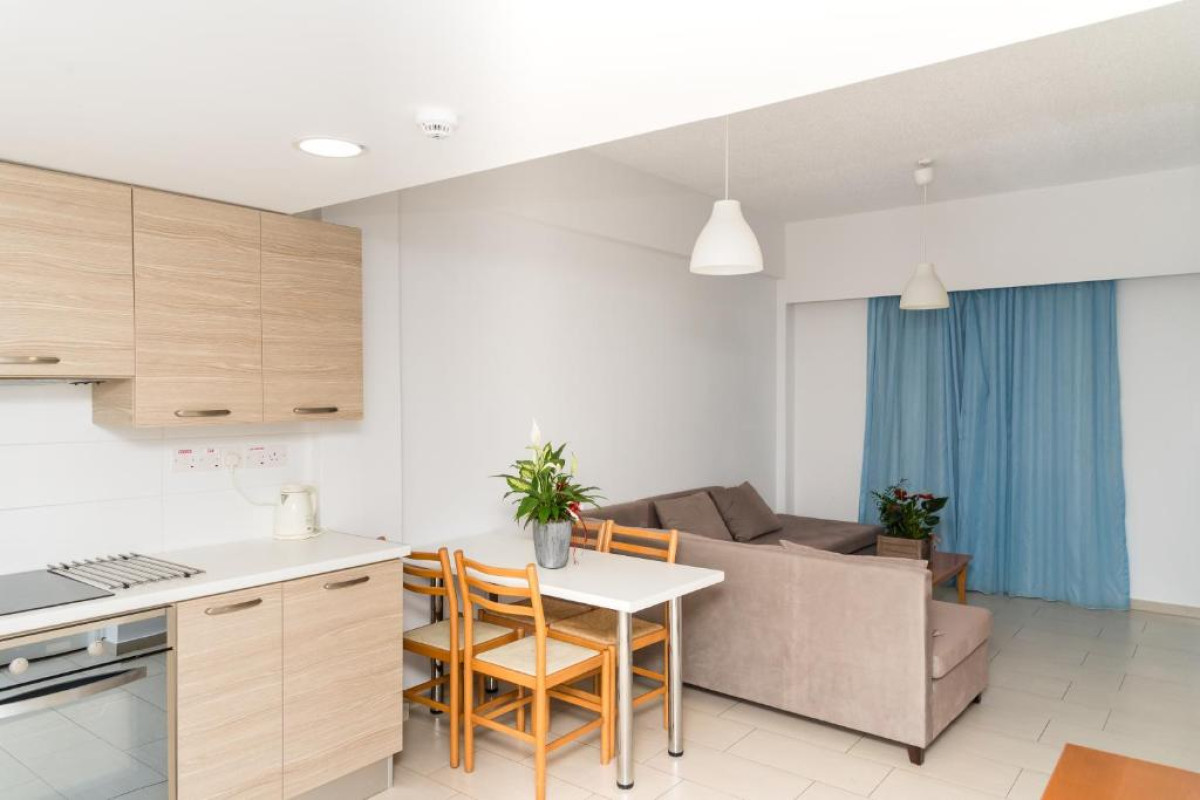 Helios Bay Hotel Apartments
