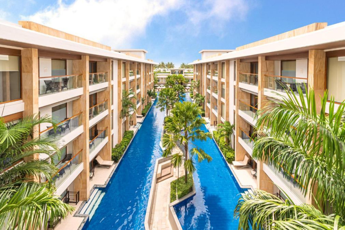 Henann Crystal Sands Resort