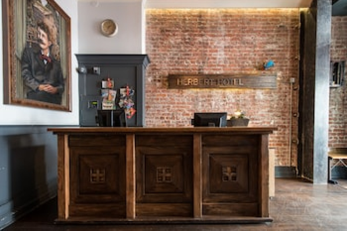 HERBERT HOTEL