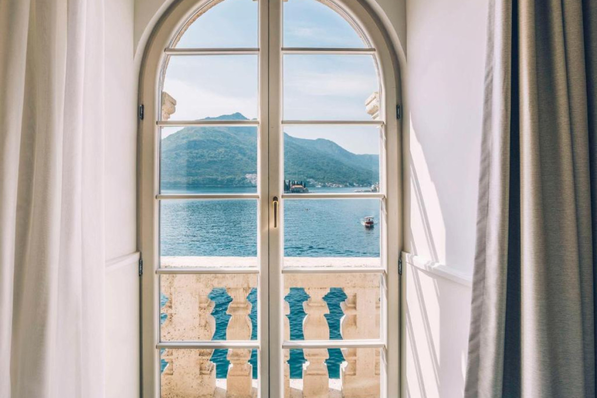 Heritage Grand Perast