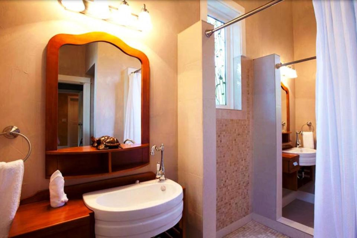 Hermosa Cove Villa Resort & Suites