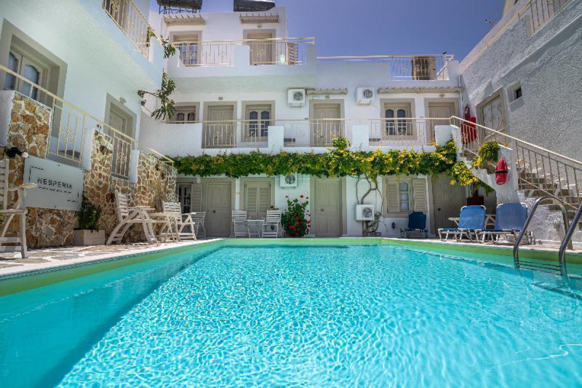 Hesperia Apartments