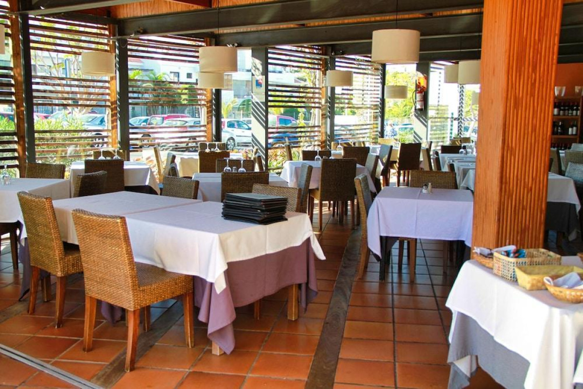 HG TENERIFE SUR APARTMENTS