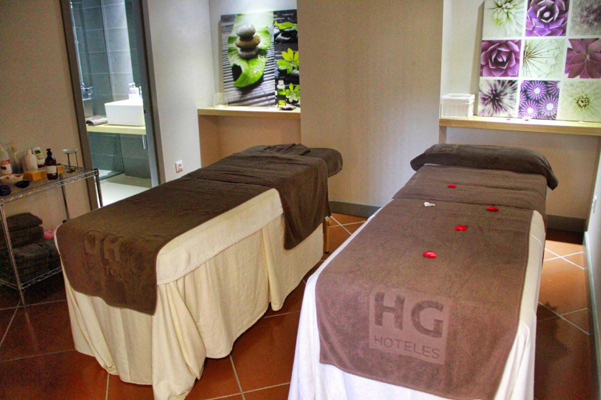 HG TENERIFE SUR APARTMENTS