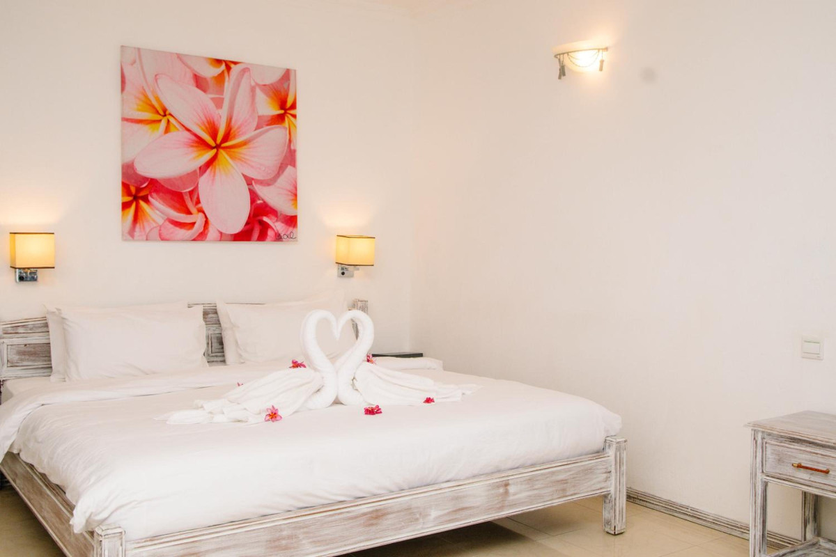 HIBISCUS BOUTIQUE HOTEL