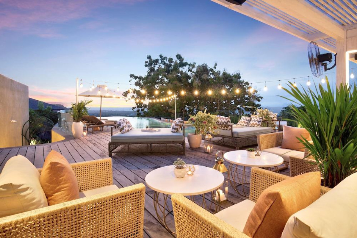 Hidden Hills Villas