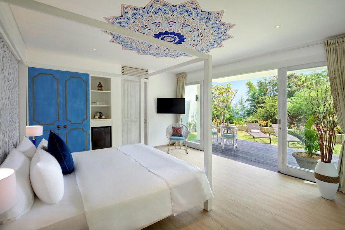 Hidden Hills Villas