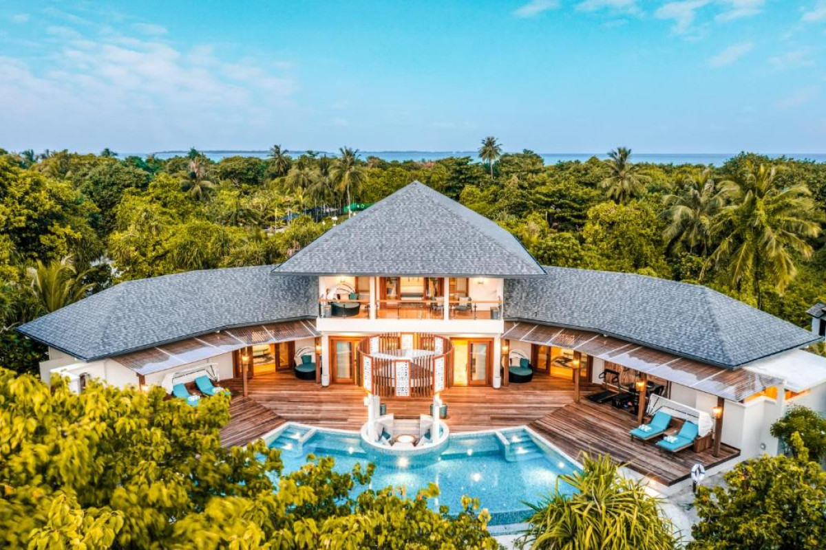 Hideaway Beach Resort & Spa