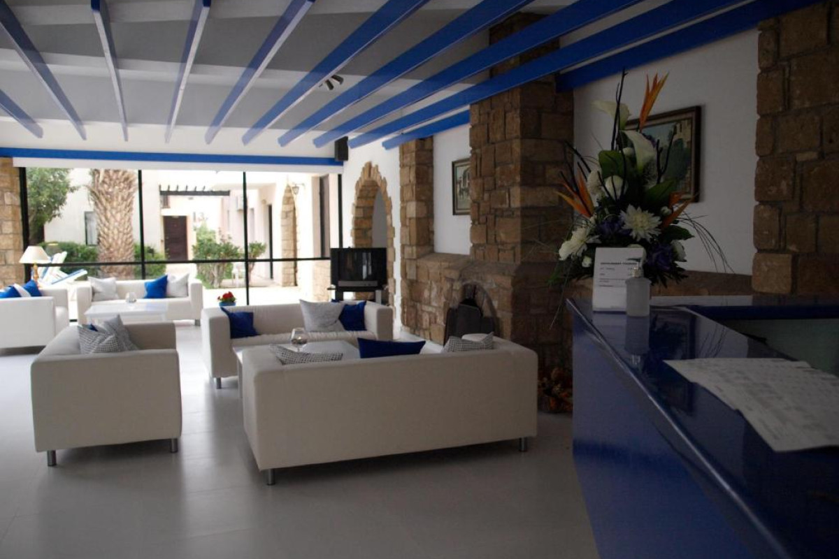 Hilltop Gardens Hotel Apartments