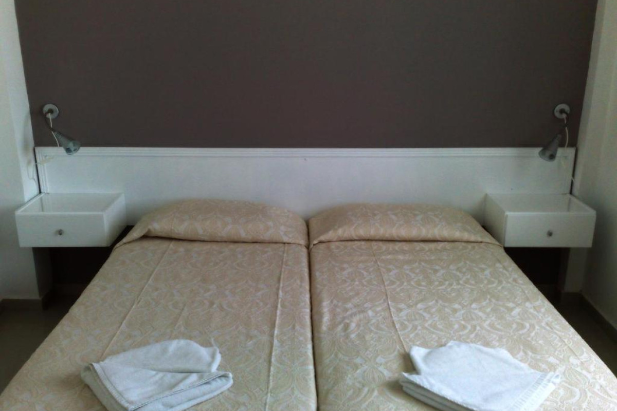 Hilltop Gardens Hotel Apartments