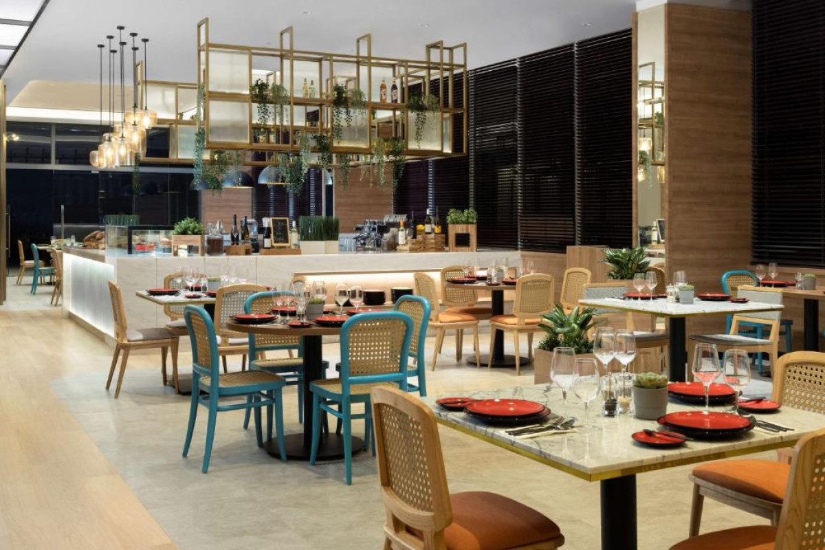 Hilton Garden Inn Jakarta Taman Palem