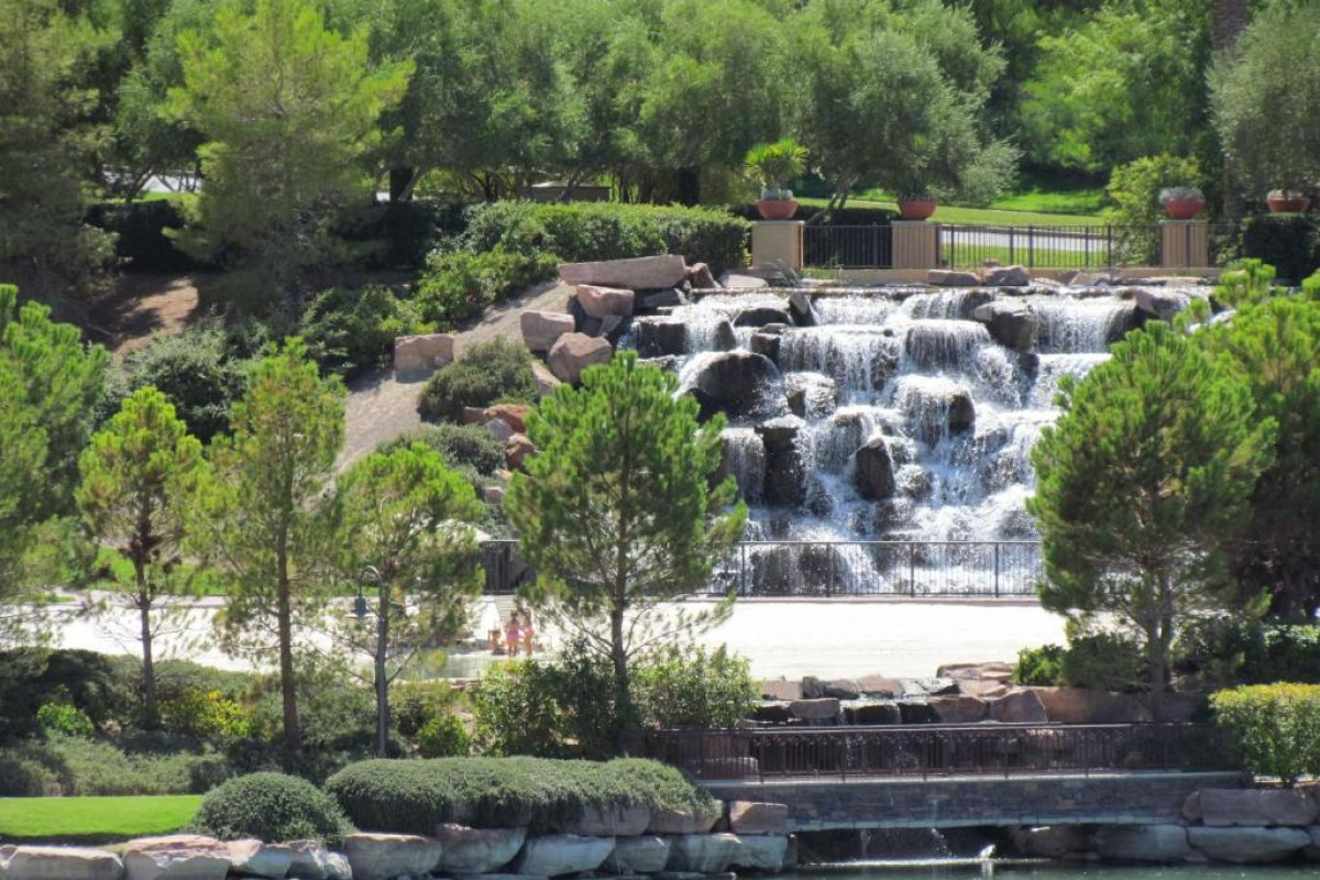 Hilton Lake Las Vegas Resort & Spa