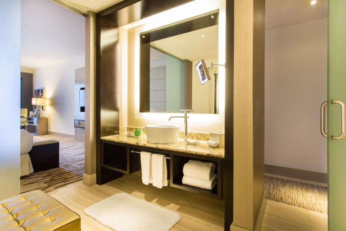 Hilton Panama