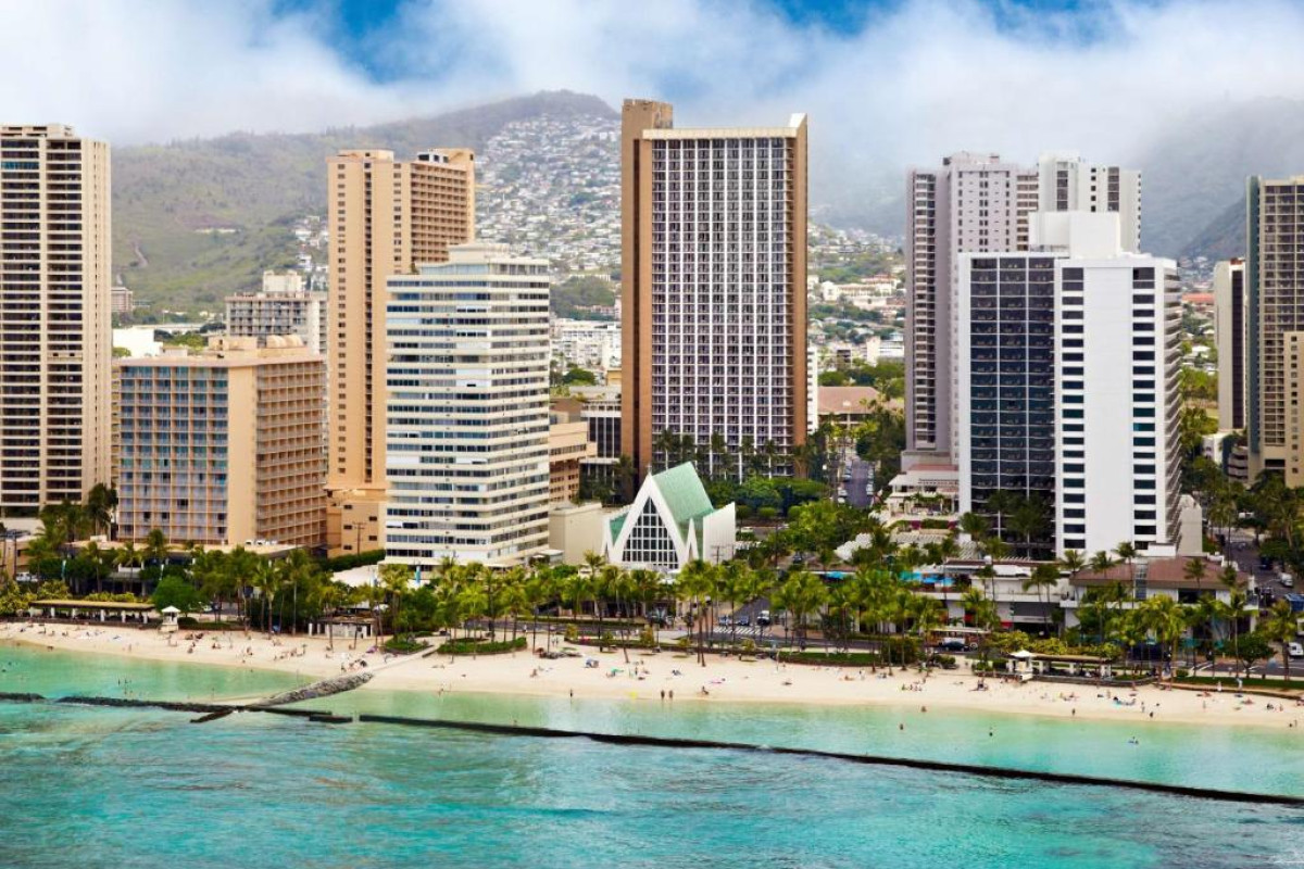 Hilton Waikiki Beach Resort & Spa