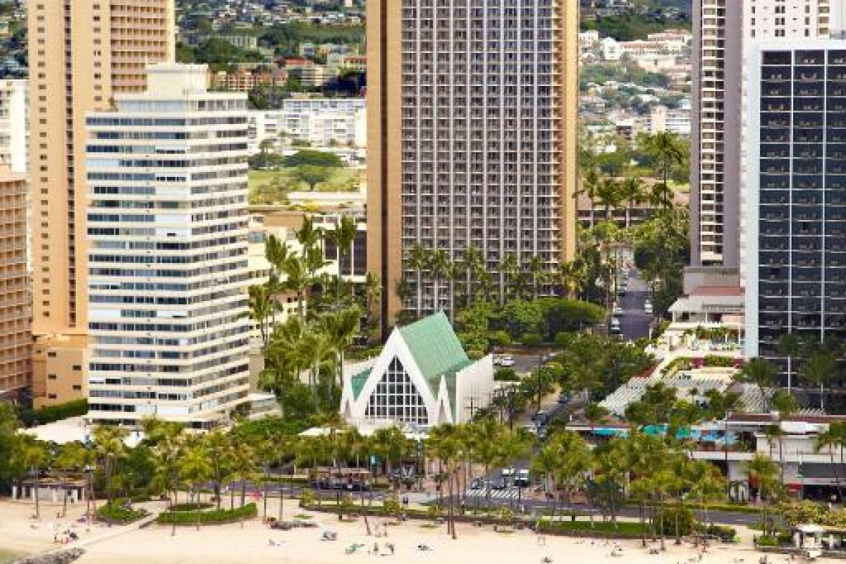 Hilton Waikiki Beach Resort & Spa